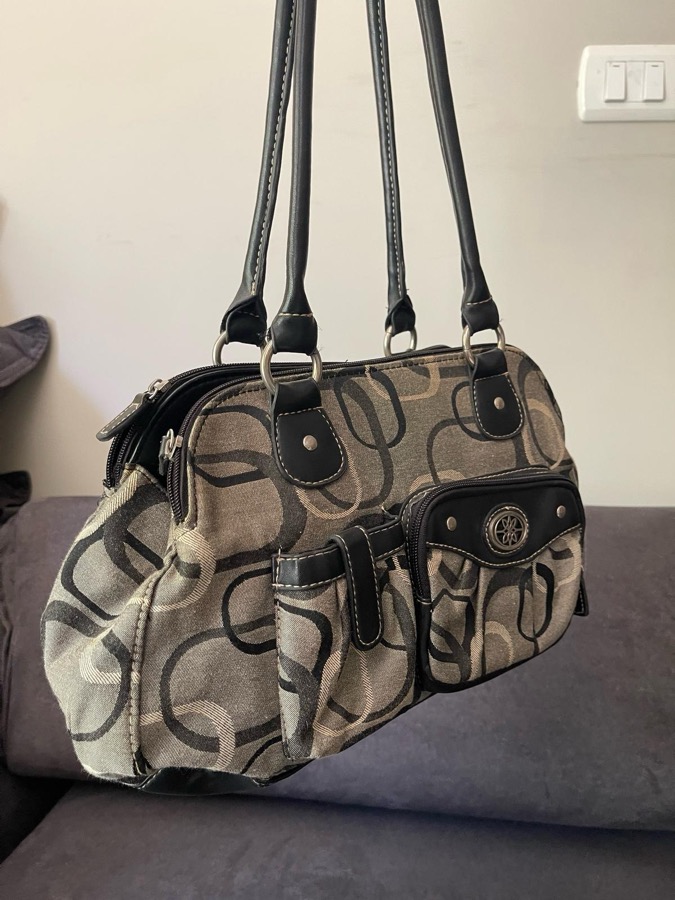 GUESS item on Libsy