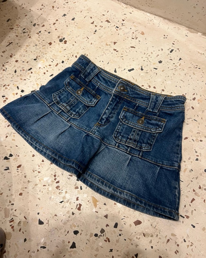 Subdued item