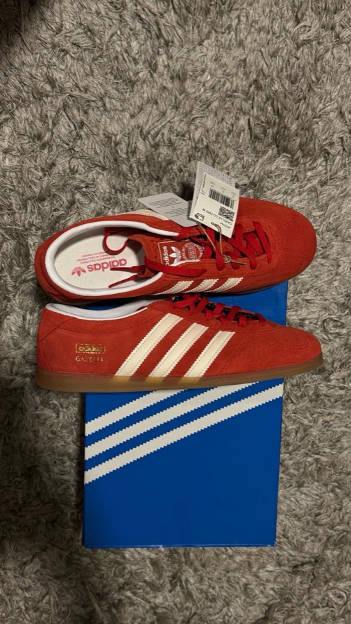 adidas Originals item