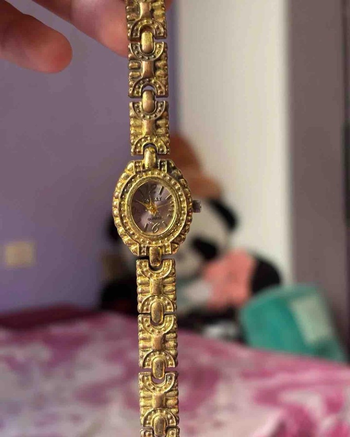 Preloved item
